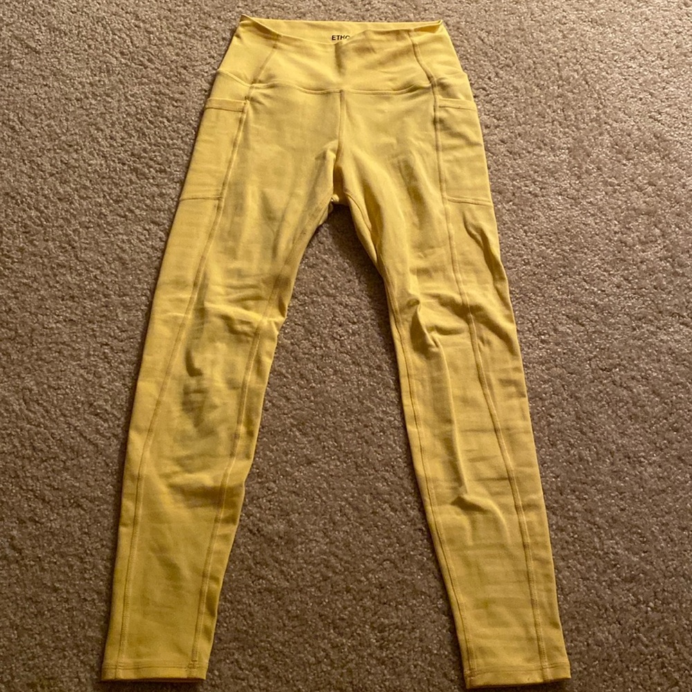 Ethos size small yellow leggings